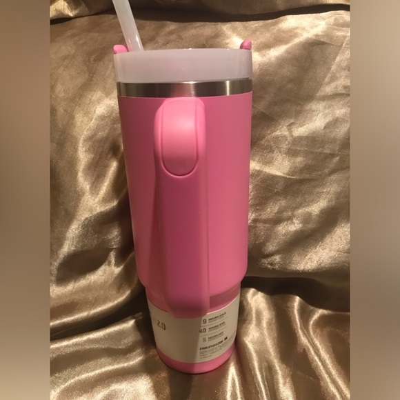 New Authentic Stanley Quencher - Picture 2 of 4